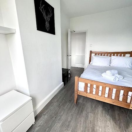 Modern 2 Bed Flat Close To Shoreditch / Free Wi-Fi 런던 외부 사진
