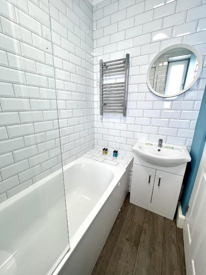 Modern 2 Bed Flat Close To Shoreditch / Free Wi-Fi 런던 외부 사진