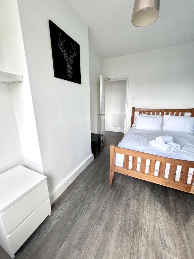 Modern 2 Bed Flat Close To Shoreditch / Free Wi-Fi 런던 외부 사진
